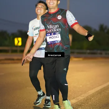 Runner Photo 7736687