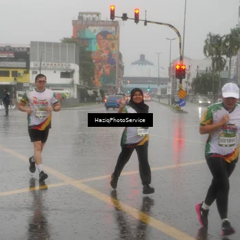Runner Photo 7736688