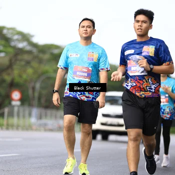 Runner Photo 7736692