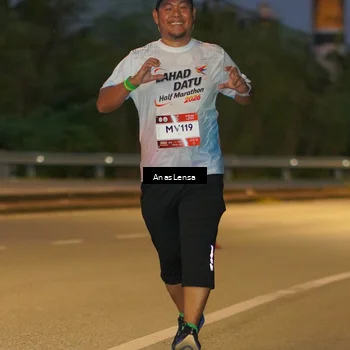 Runner Photo 7736693