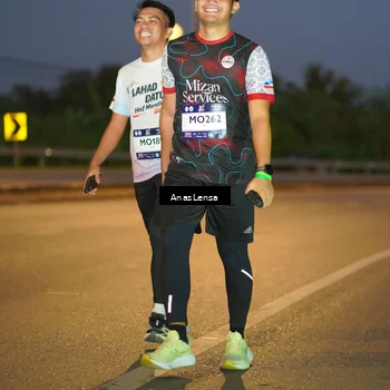 Runner Photo 7736698