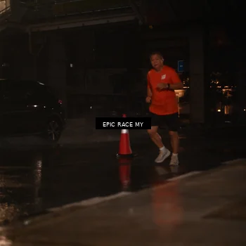 Runner Photo 7736700