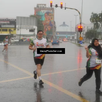 Runner Photo 7736716