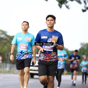 Runner Photo 7736722