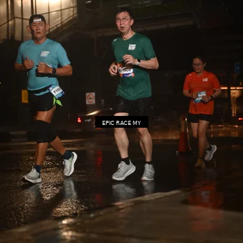 Runner Photo 7736729