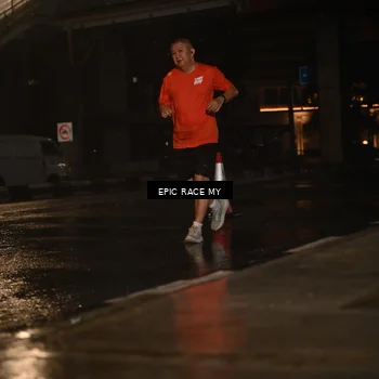 Runner Photo 7736736
