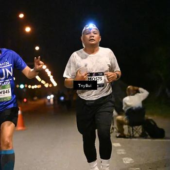 Runner Photo 7736763