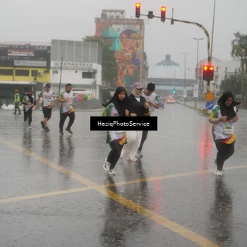 Runner Photo 7736774
