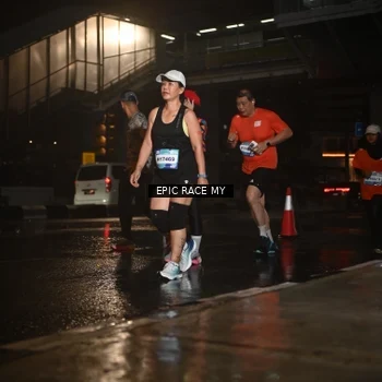 Runner Photo 7736785