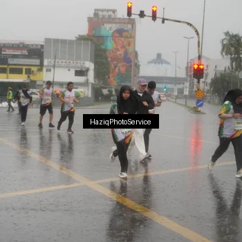 Runner Photo 7736788