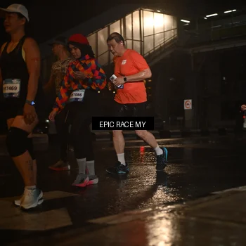 Runner Photo 7736789