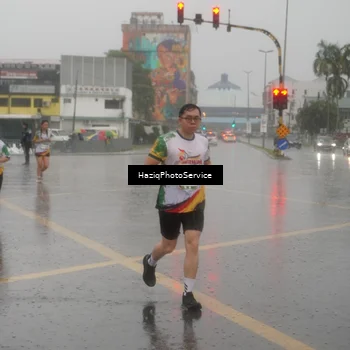 Runner Photo 7736809