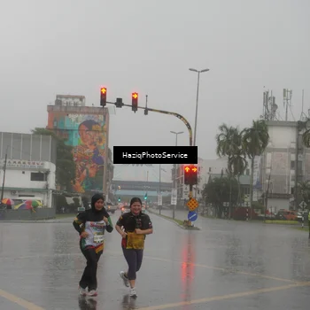 Runner Photo 7736812