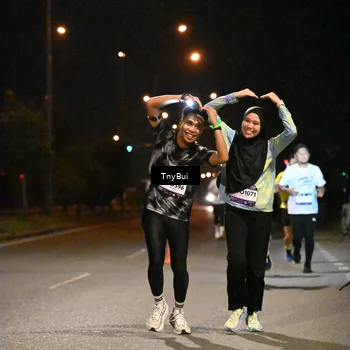Runner Photo 7736836