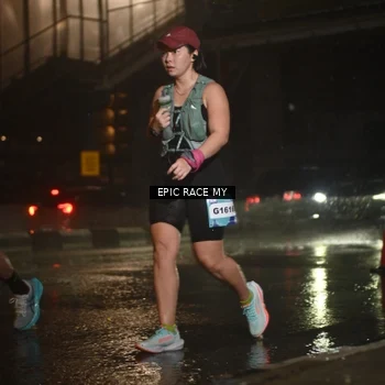 Runner Photo 7736843