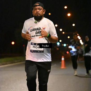 Runner Photo 7736846