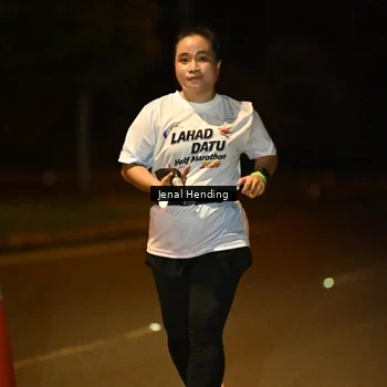 Runner Photo 7736847