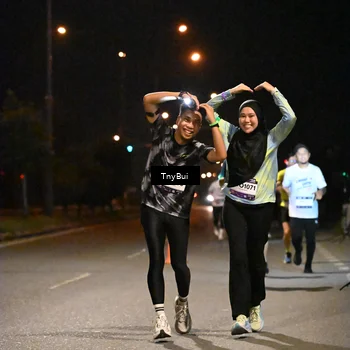 Runner Photo 7736860