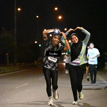 Runner Photo 7736864
