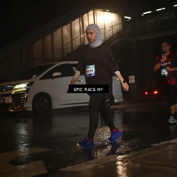 Runner Photo 7736871