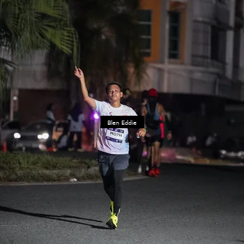 Runner Photo 7736876