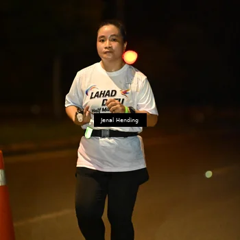 Runner Photo 7736878