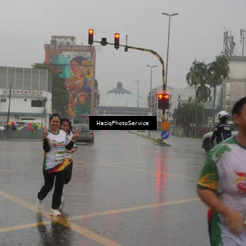 Runner Photo 7736890