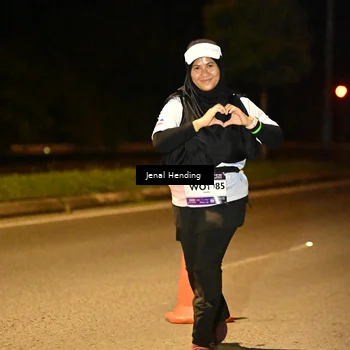 Runner Photo 7736892