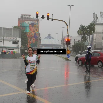 Runner Photo 7736898
