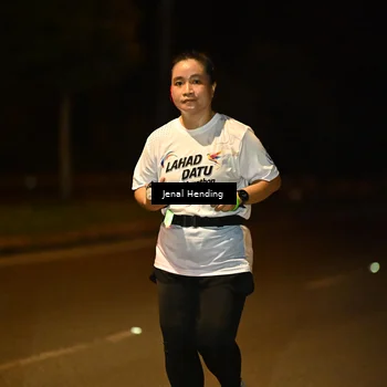 Runner Photo 7736900