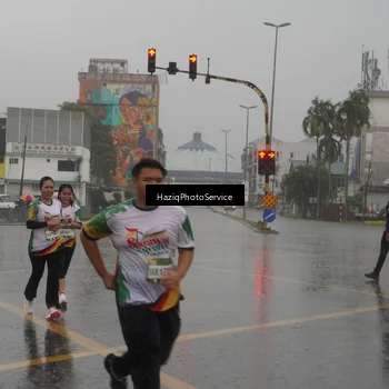 Runner Photo 7736911