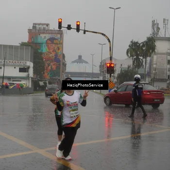 Runner Photo 7736913