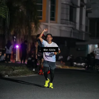 Runner Photo 7736915