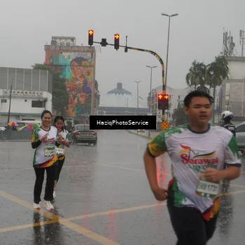 Runner Photo 7736931