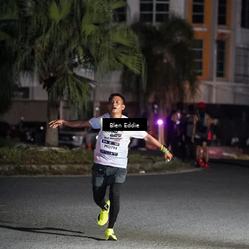 Runner Photo 7736932