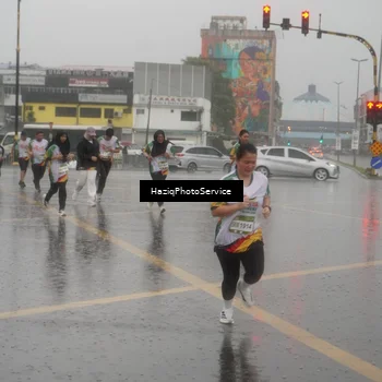 Runner Photo 7736940