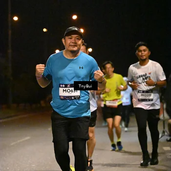 Runner Photo 7736945