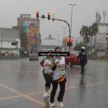 Runner Photo 7736958