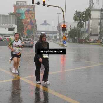 Runner Photo 7736963