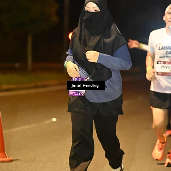 Runner Photo 7736978