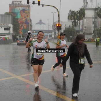 Runner Photo 7736983