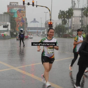 Runner Photo 7736989