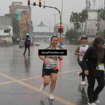 Runner Photo 7736992