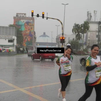 Runner Photo 7737004