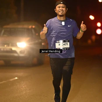 Runner Photo 7737016