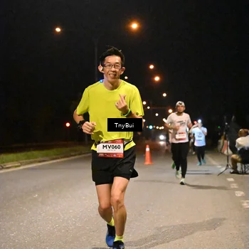 Runner Photo 7737022