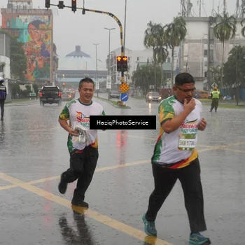Runner Photo 7737029