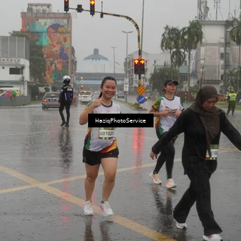 Runner Photo 7737030