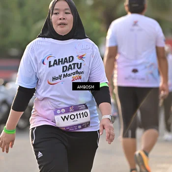 Runner Photo 7737031