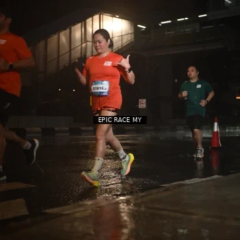 Runner Photo 7737032